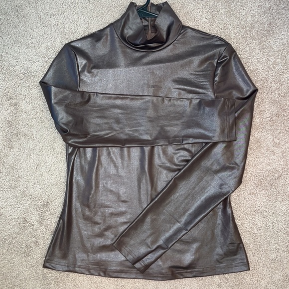 NEW Brown Stretchy Pleather Long Sleeve - Picture 2 of 5